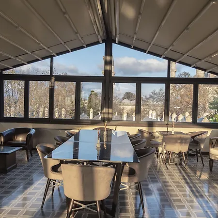 Burckin Suleymaniye Hotell 3*